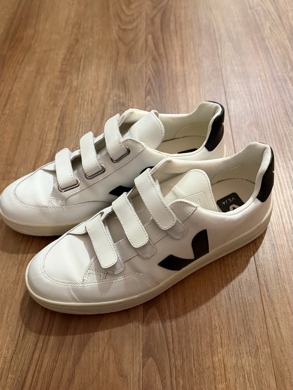 Veja Recife White Leather Velcro Sneakers